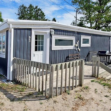 Main Beach River Retreat - Wasaga Beach 1 - Main Strip - 93 Mosley St Zewnętrze zdjęcie